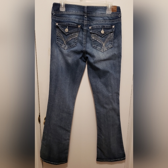 Wallflower Rhinestone Luscious Curvy Low Rise Bootcut Stretch Jeans Size 9 - Picture 2 of 2
